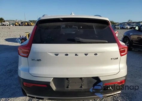 2019 Volvo Xc40 T5 Inscription из США, поврежденный, VIN YV4162UL5K2114549